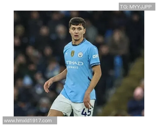 曼城宣布签下新晋天才球员,球迷翘首以待 曼城宣布签下新晋天才球员,球迷翘首以待